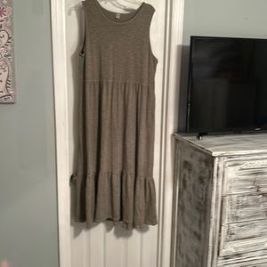Old Navy olive long dress in great condition no rips or stains